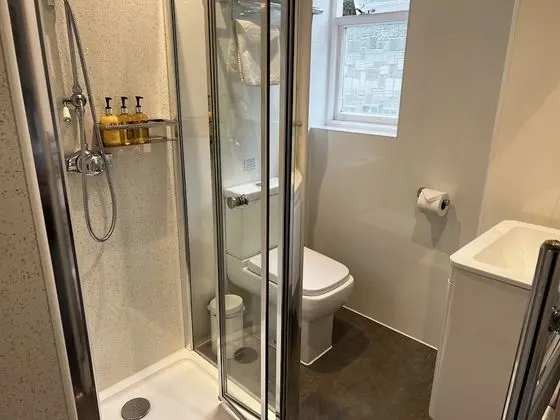 Tek Büyük veya İki Ayrı Yataklı Oda, Banyolu/Duşlu (Room 1, 2nd Floor, Village View)