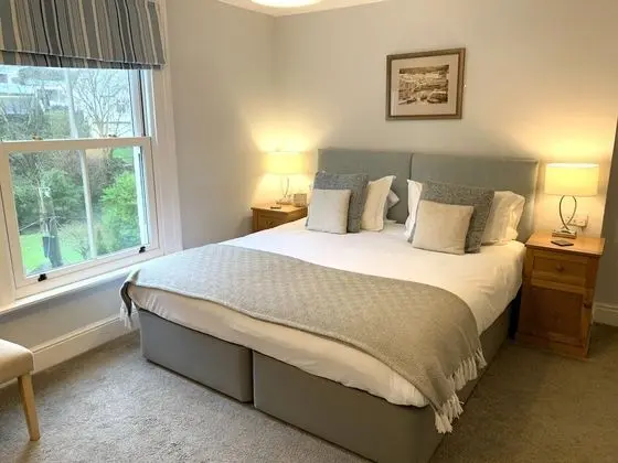 Tek Büyük veya İki Ayrı Yataklı Oda, Banyolu/Duşlu (Room 1, 2nd Floor, Village View)