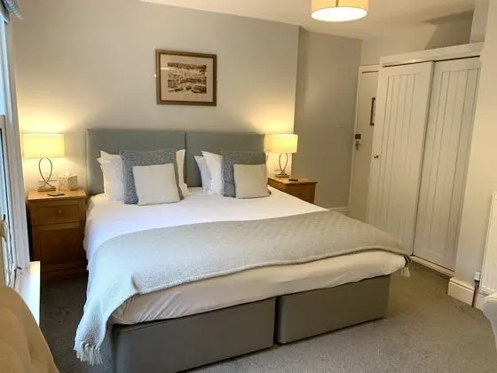 Tek Büyük veya İki Ayrı Yataklı Oda, Banyolu/Duşlu (Room 1, 2nd Floor, Village View)