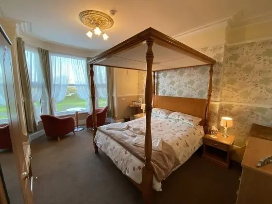Standard Oda, 1 En Büyük (King) Boy Yatak, Deniz Manzaralı (Four Poster Adults Only)