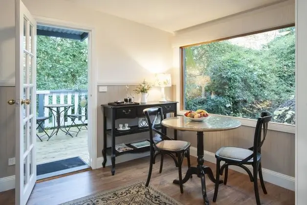 Romantic Kır Evi, 1 Büyük (Queen) Boy Yatak, Bahçe Manzaralı