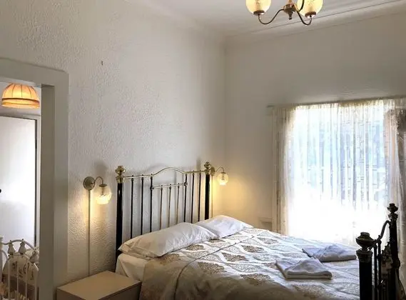 Classic Üç Kişilik Oda, Sigara İçilmez, Banyolu/Duşlu