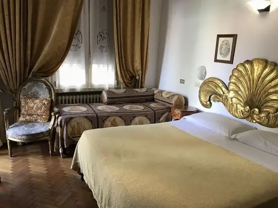 Basic Üç Kişilik Oda