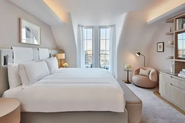 Oda, Balkon (Mayfair)