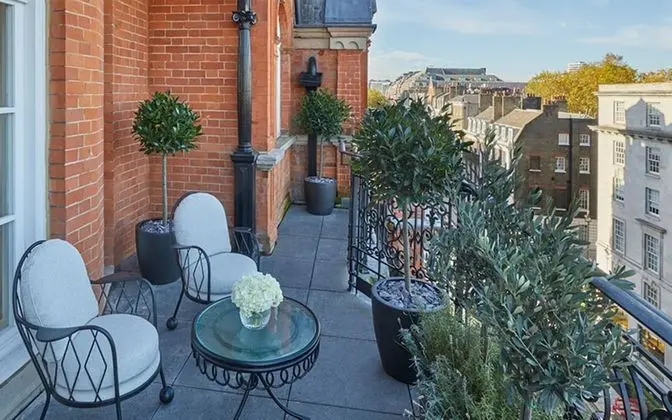 Süit, Teras (Mayfair)