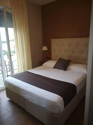 Tek Büyük Yataklı Oda, Balkon