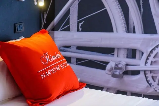 Superior Tek Büyük veya İki Ayrı Yataklı Oda, Kısmi Deniz Manzaralı