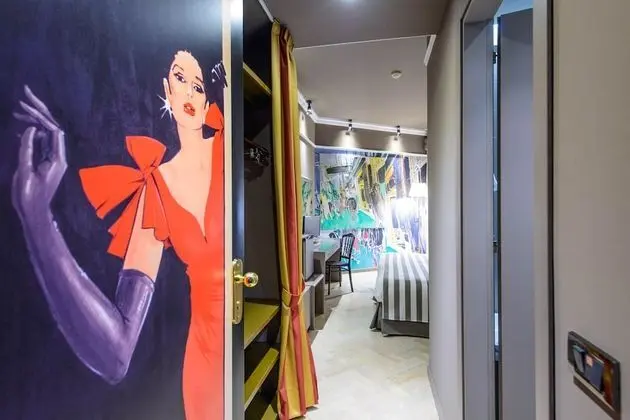 Superior Tek Büyük veya İki Ayrı Yataklı Oda, Kısmi Deniz Manzaralı