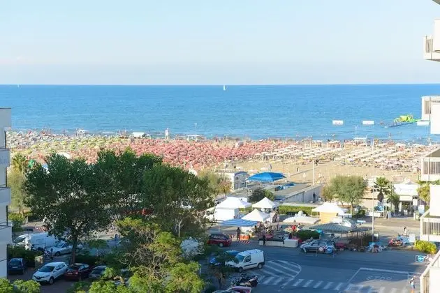 Superior Tek Büyük veya İki Ayrı Yataklı Oda, Kısmi Deniz Manzaralı