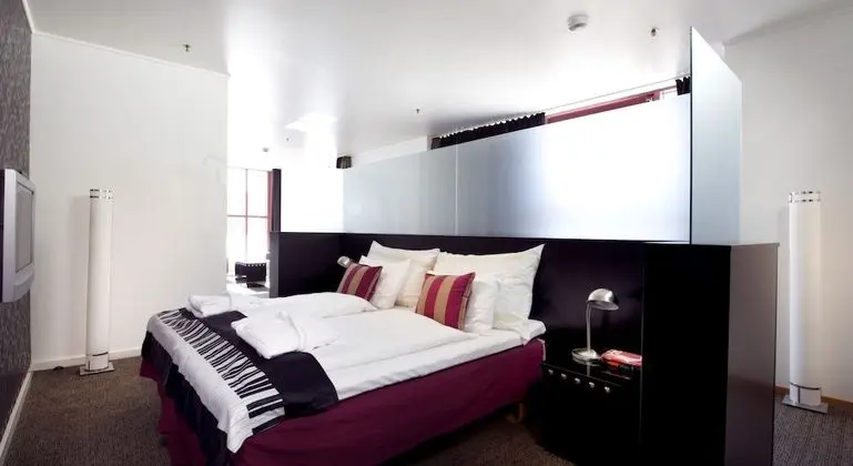 Junior Süit, 1 Çift Kişilik Yatak (Includes a light evening meal)