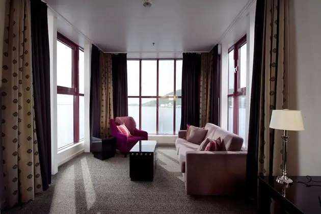 Junior Süit, 1 Çift Kişilik Yatak (Includes a light evening meal)