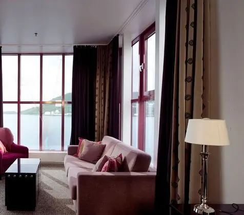 Junior Süit, 1 Çift Kişilik Yatak (Includes a light evening meal)