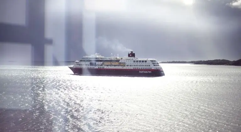 Junior Süit, 1 Çift Kişilik Yatak (Includes a light evening meal)