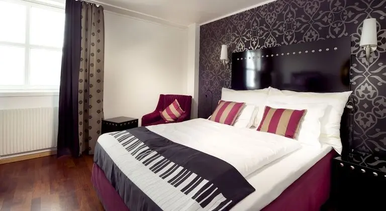 Standard Room, Twin or Double (Includes a light evening meal)