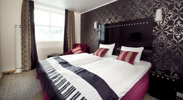 Standard Room, Twin or Double (Includes a light evening meal)