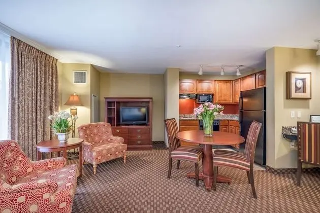 Efficiency, Oda, 2 Büyük (Queen) Boy Yatak, Sigara İçilmez
