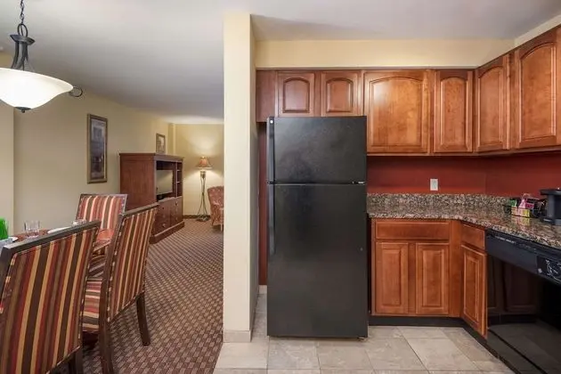 Suite, 1 King Bed, Non Smoking