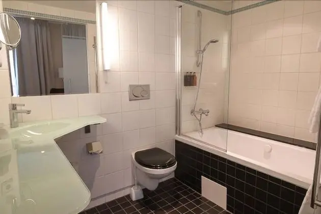Deluxe Tek Büyük Yataklı Oda, 1 Çift Kişilik Yatak, Sigara İçilmez (Includes evening meal)