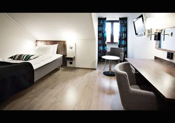 Standard Tek Kişilik Oda (Includes a light evening meal)