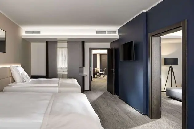 Süit, 1 En Büyük (King) Boy Yatak, Sigara İçilmez