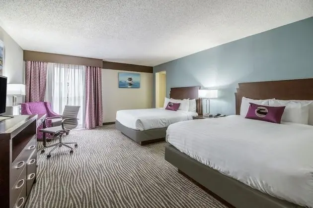 Suite, 2 Queen Beds, Non Smoking