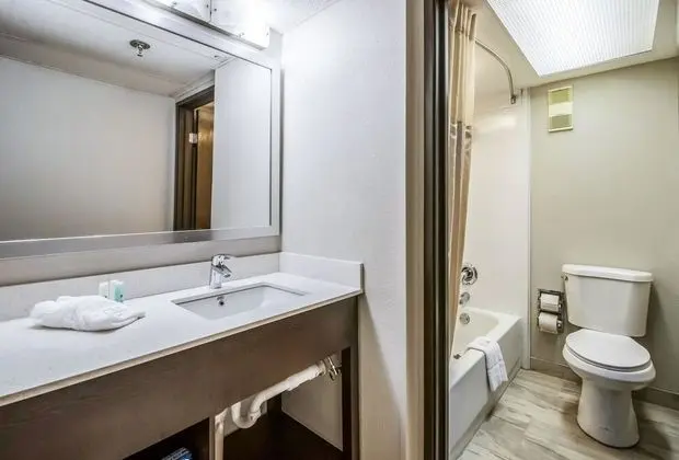 Suite, 2 Queen Beds, Non Smoking