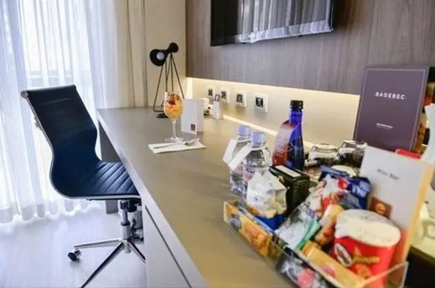 Deluxe Tek Büyük Yataklı Oda, 1 Büyük (Queen) Boy Yatak