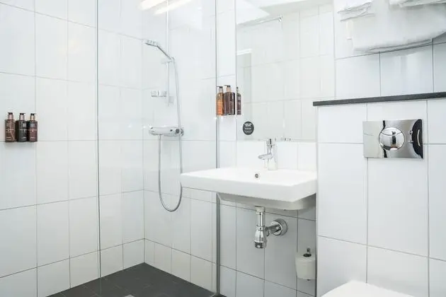 Family Oda, Sigara İçilmez