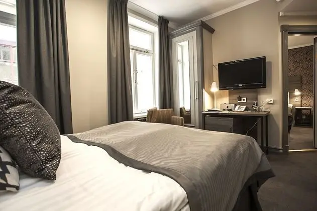 Moderate Single Room