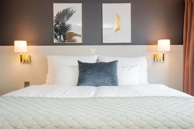 Süit, 1 Çift Kişilik Yatak, Sigara İçilmez