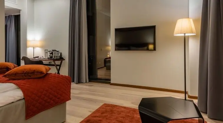 Deluxe Oda, Sigara İçilmez