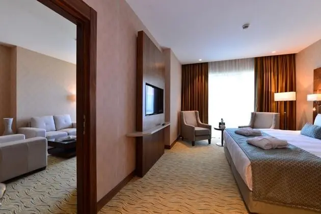 Suite, Şehir Manzaralı