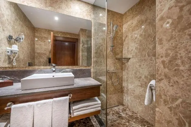 Suite, Şehir Manzaralı