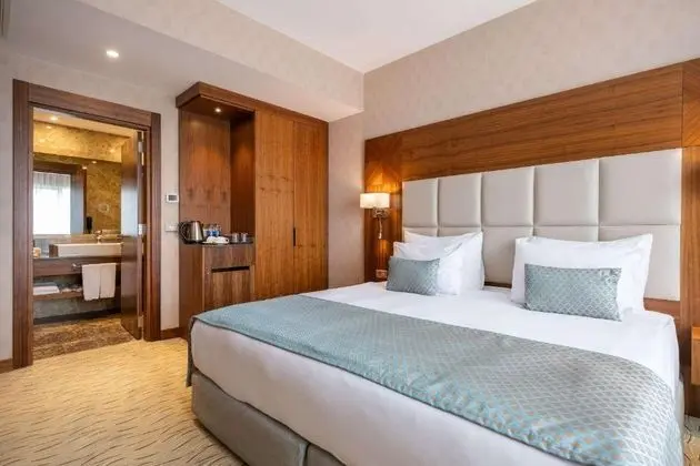 Suite, Şehir Manzaralı