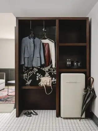 Oda, 2 Büyük (Queen) Boy Yatak, Engellilere Uygun, Sigara İçilmez (Mobility)