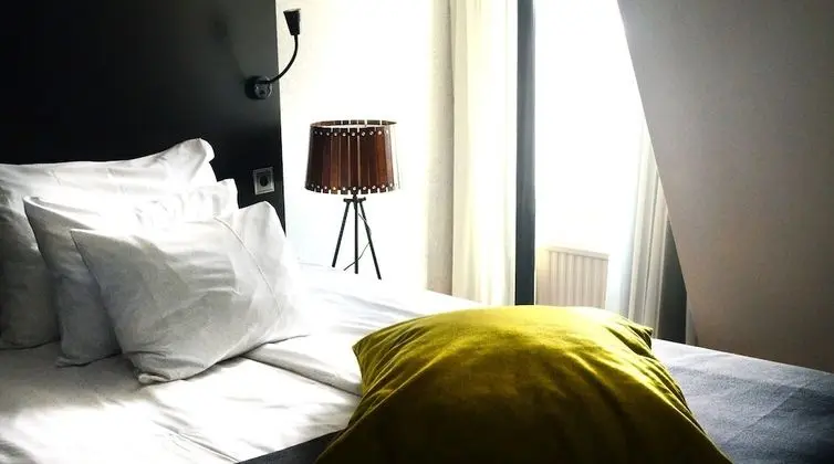 Tek Büyük Yataklı Oda (140 cm bed, light evening meal)