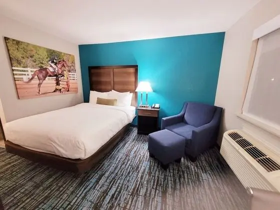 Standard Oda, 1 Büyük (Queen) Boy Yatak, Sigara İçilmez