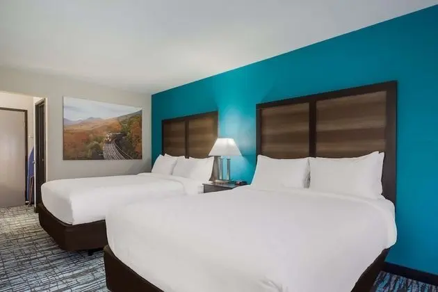 Standard Oda, 2 Büyük (Queen) Boy Yatak, Sigara İçilmez