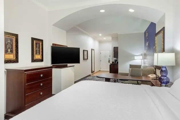 Süit, 1 En Büyük (King) Boy Yatak, Sigara İçilmez