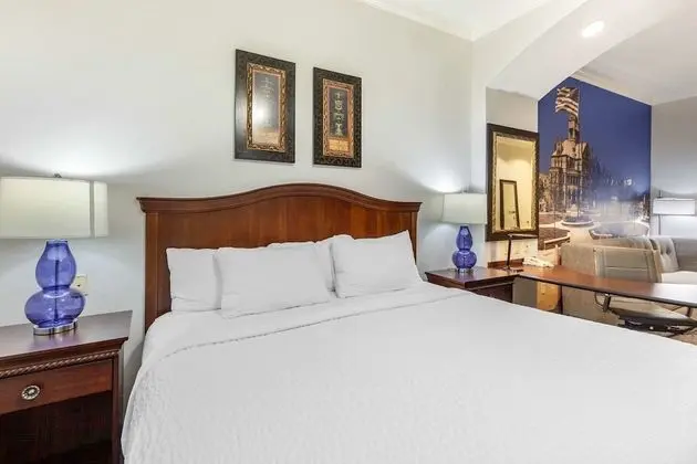 Süit, 1 En Büyük (King) Boy Yatak, Sigara İçilmez