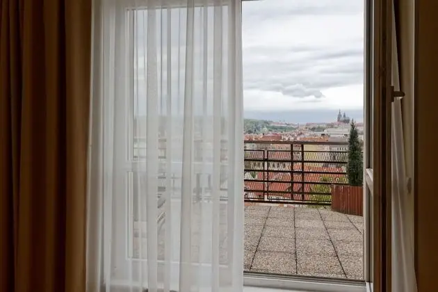 Süit, 1 Çift Kişilik Yatak