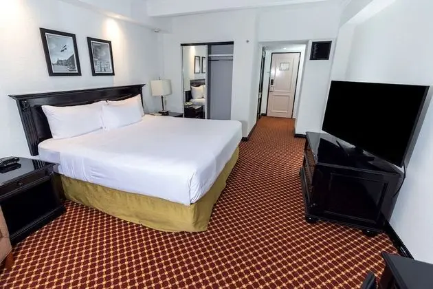 Standard King Room