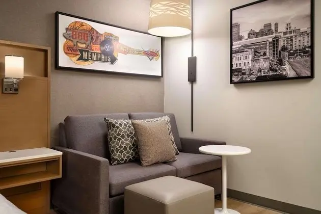 Oda, 1 En Büyük (King) Boy Yatak ve Çekyat, Sigara İçilmez