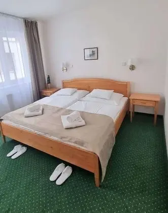 Comfort Tek Büyük Yataklı Oda (in hotel Claris)
