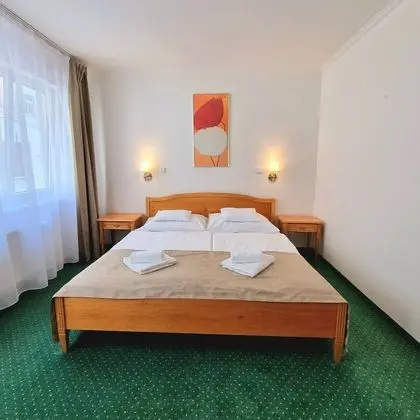 Comfort Tek Büyük Yataklı Oda (in hotel Claris)