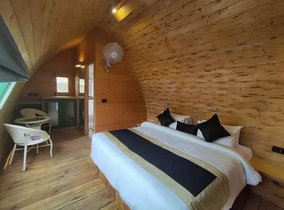 Standard Tek Büyük Yataklı Oda (wooden hut)
