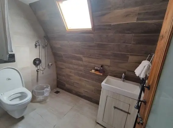 Standard Tek Büyük Yataklı Oda (wooden hut)