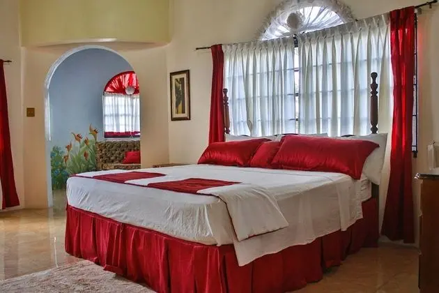 Luxury Tek Büyük Yataklı Oda