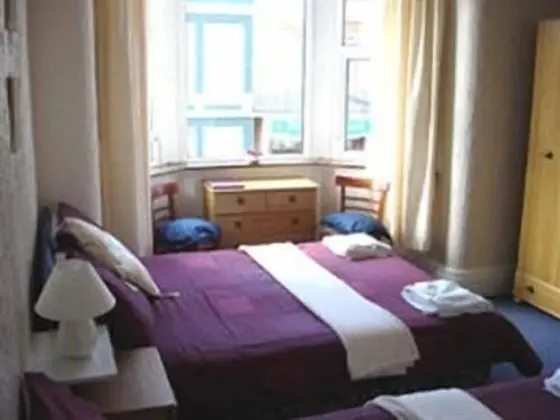 Süit, Banyolu/Duşlu (2 Adults & 1 Child)