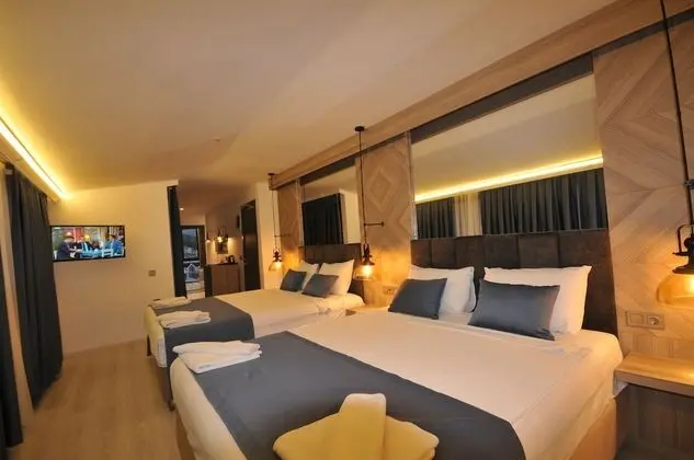 Deluxe Stüdyo, Deniz Manzaralı